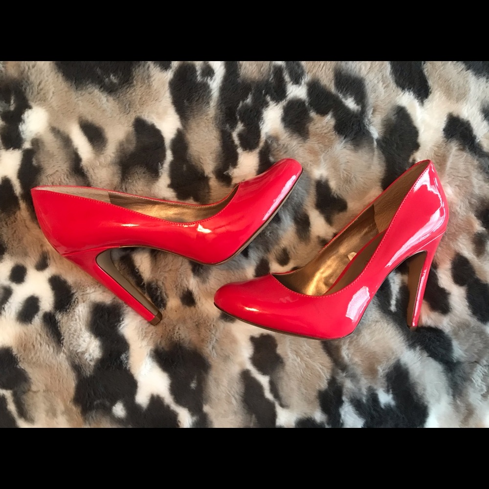 The Limited Coral Patent High Heels Size 8